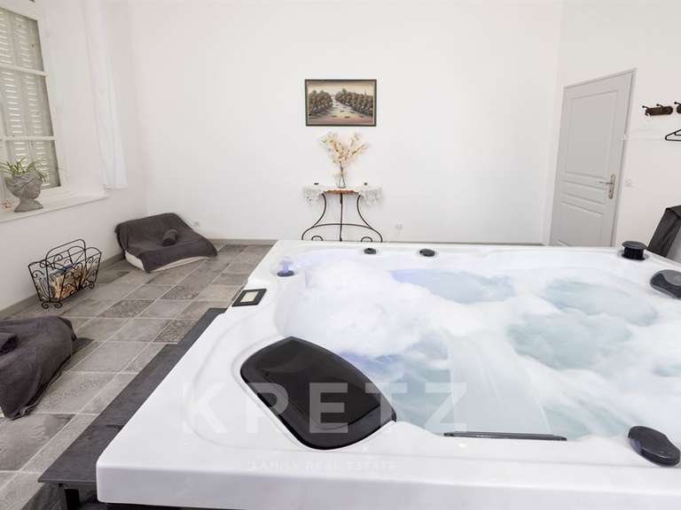 Château Montluçon - 24 chambres - 1390m²