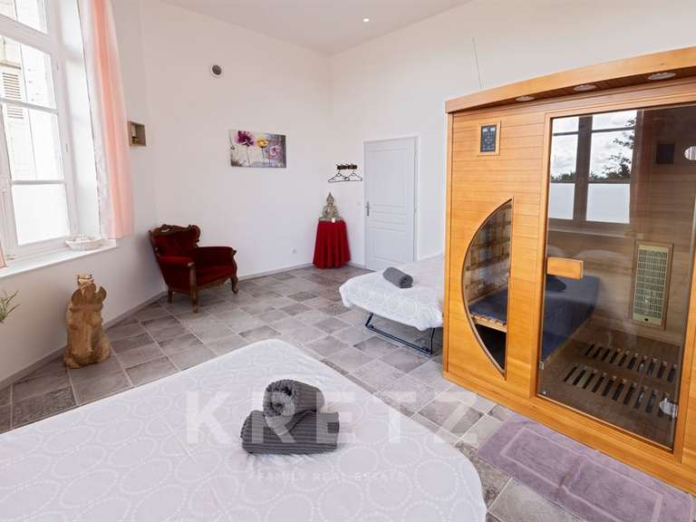 Château Montluçon - 24 chambres - 1390m²