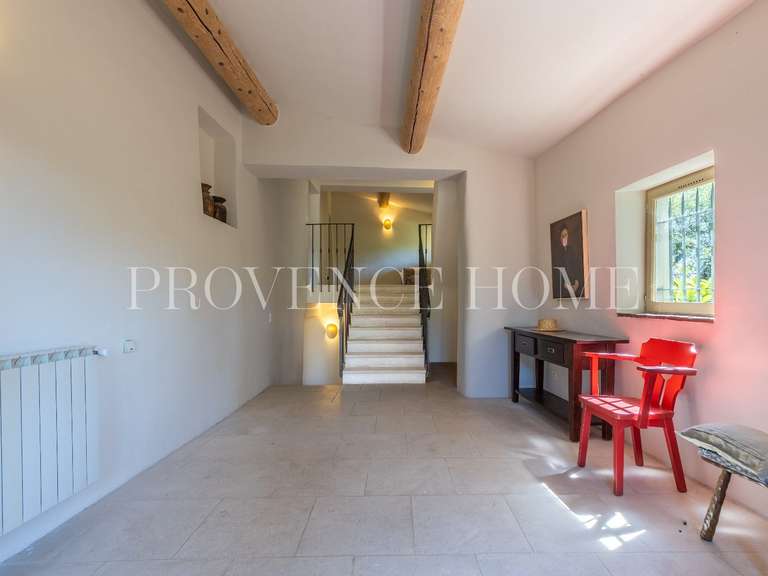 Propriété Saint-Saturnin-lès-Apt - 5 chambres - 268m²