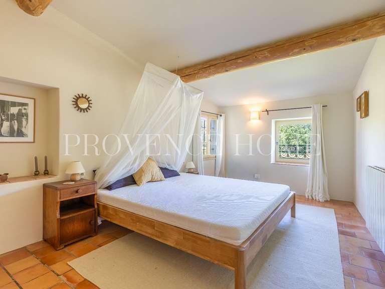 Propriété Saint-Saturnin-lès-Apt - 5 chambres - 268m²