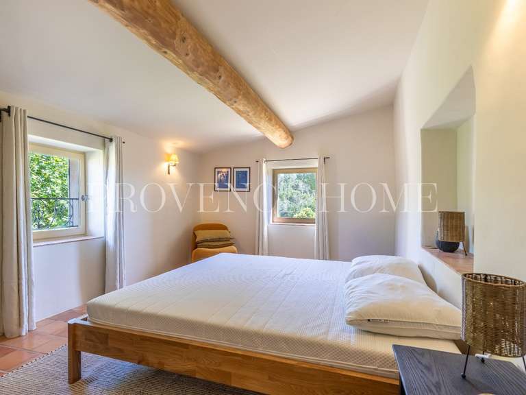 Propriété Saint-Saturnin-lès-Apt - 5 chambres - 268m²