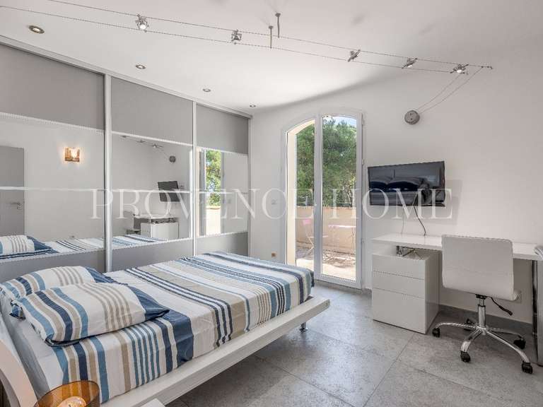 Propriété Cabrières-d'Avignon - 4 chambres - 257m²