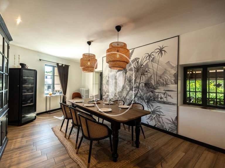 Maison Nyons - 5 chambres - 300m²