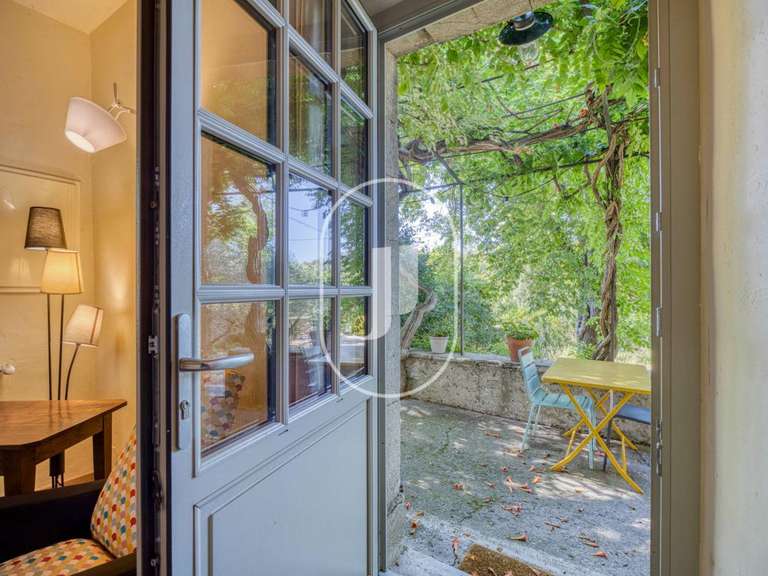 Propriété Malaucène - 10 chambres - 540m²