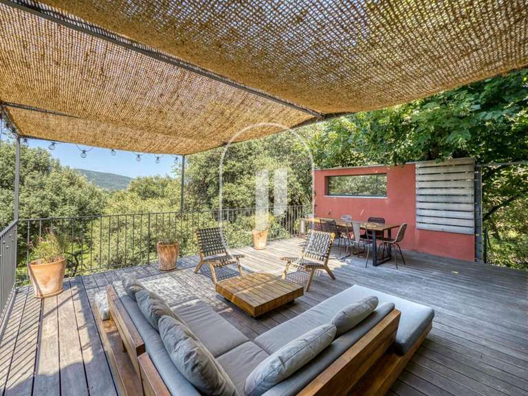 Propriété Malaucène - 10 chambres - 540m²