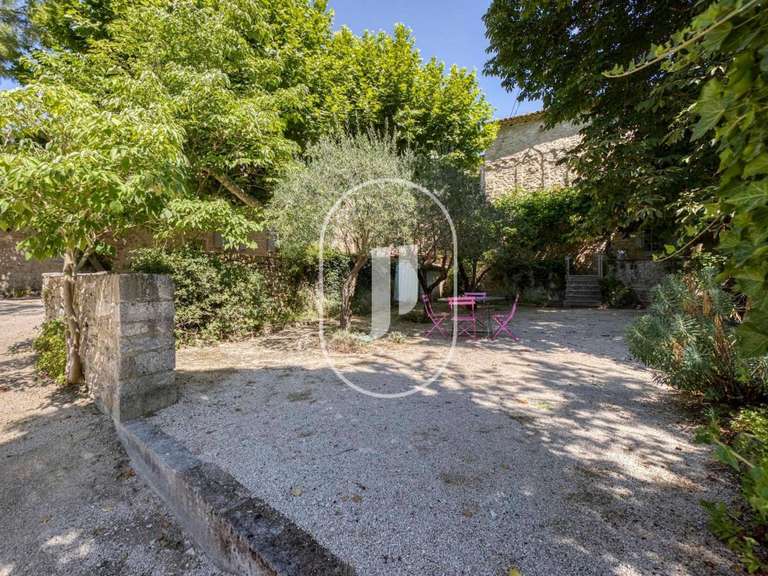 Propriété Malaucène - 10 chambres - 540m²