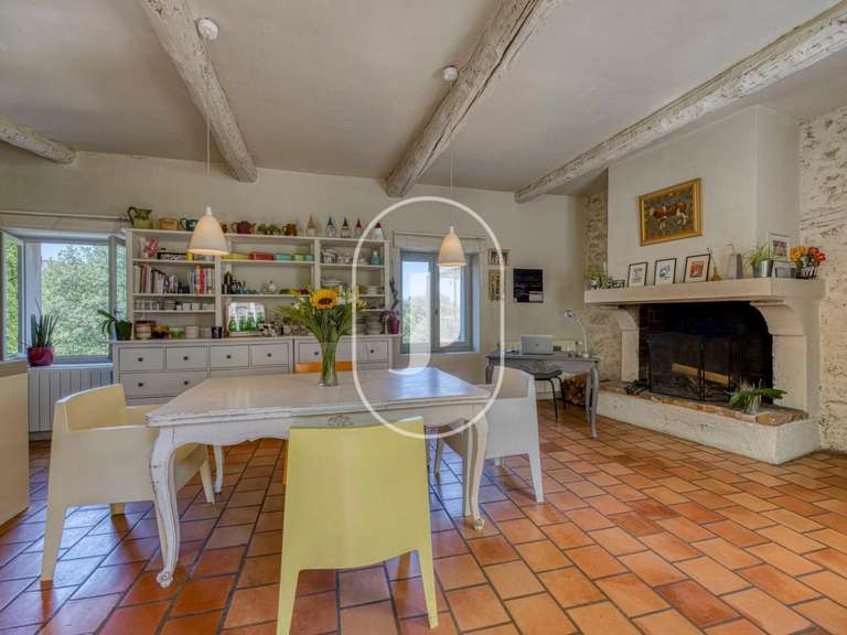 Propriété Malaucène - 10 chambres - 540m²