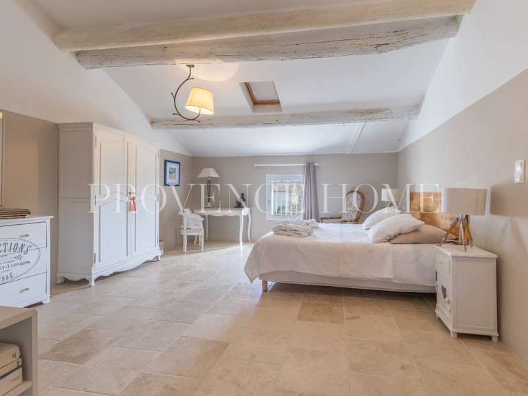 Propriété Pernes-les-Fontaines - 6 chambres - 358m²