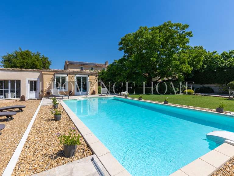 Propriété Pernes-les-Fontaines - 6 chambres - 358m²