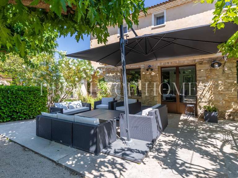 Propriété Pernes-les-Fontaines - 6 chambres - 358m²
