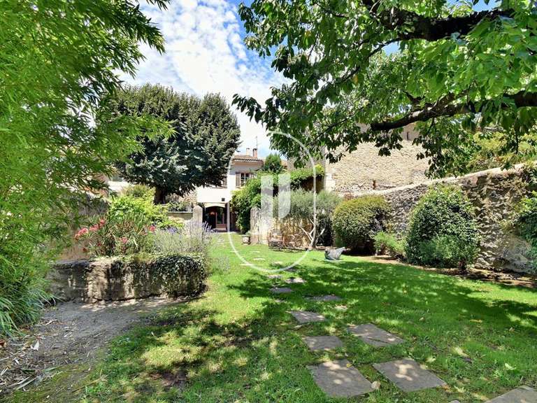 Maison Salon-de-Provence - 7 chambres - 350m²