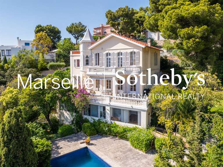 Maison Marseille 7e - 7 chambres - 342m²