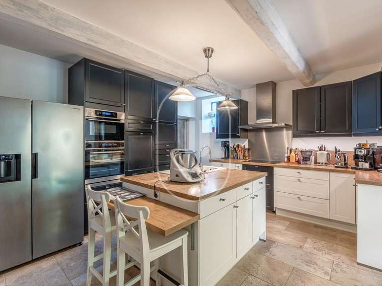 Maison Pernes-les-Fontaines - 6 chambres - 358m²