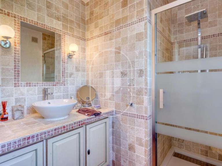 Propriété avec Vue sur mer Sainte-Maxime - 8 chambres - 227m²