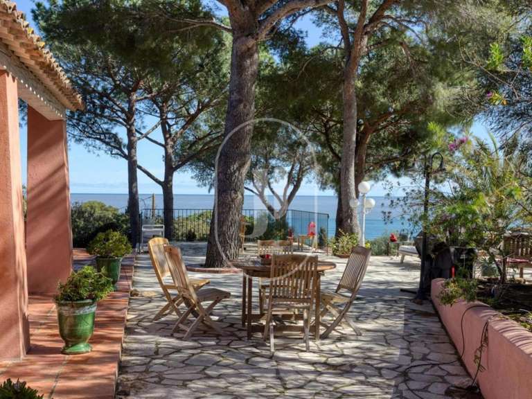 Propriété avec Vue sur mer Sainte-Maxime - 8 chambres - 227m²