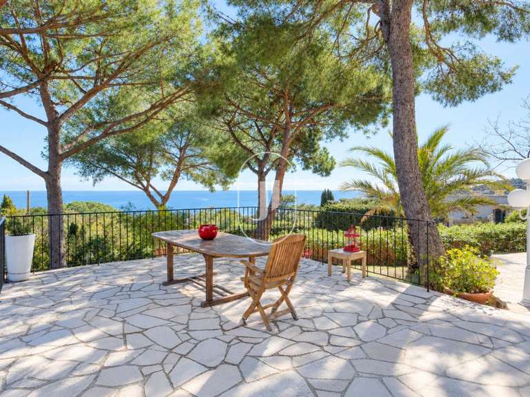 Propriété avec Vue sur mer Sainte-Maxime - 8 chambres - 227m²