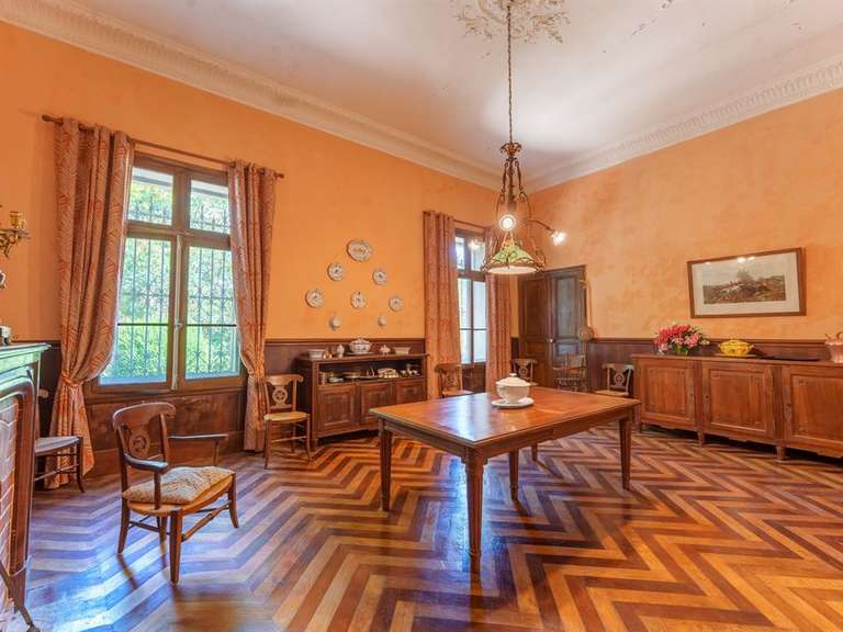 Château Béziers - 18 chambres - 781m²