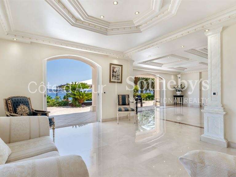 Maison Grimaud - 5 chambres - 306m²