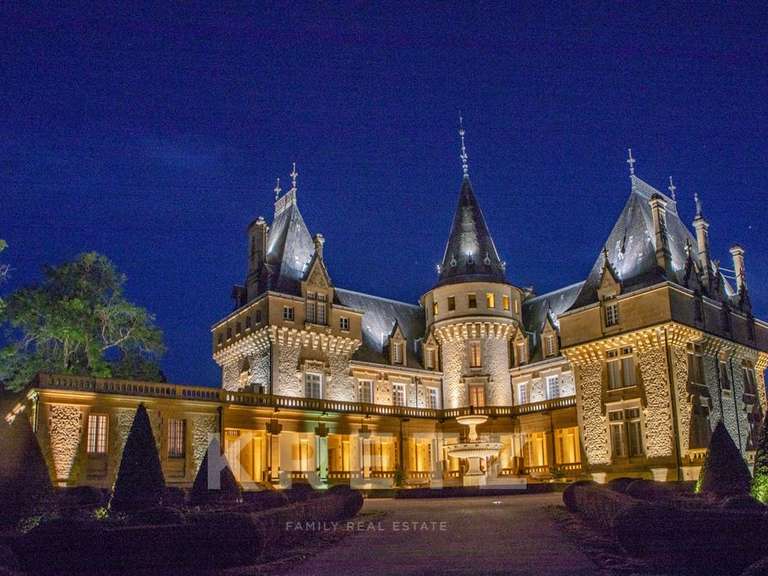Château Fleurac - 23 chambres - 3500m²