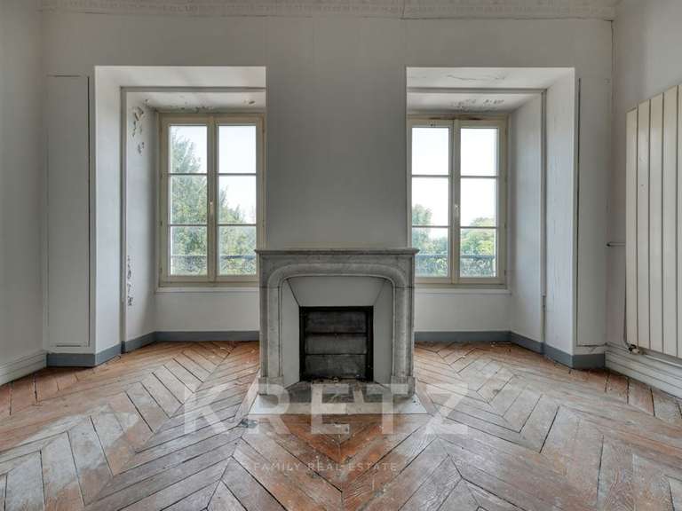 Château Fontenay-le-Vicomte - 1200m²