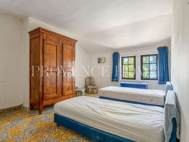 Property Cabrières-d'Avignon - 3 bedrooms - 190m²