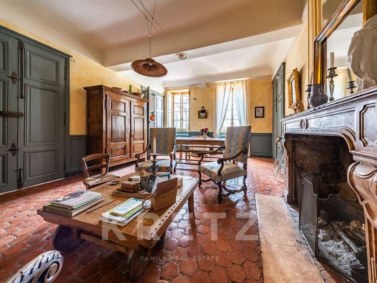 Hôtel particulier Semur-en-Auxois - 5 chambres - 258m²