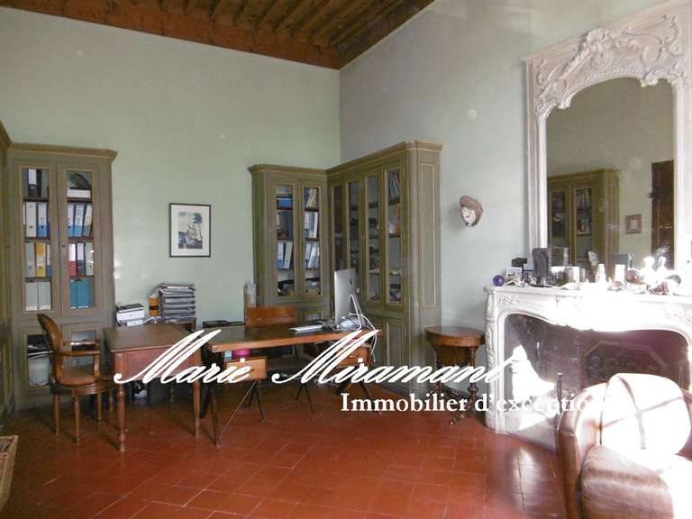 Hôtel particulier Uzès - 7 chambres - 450m²