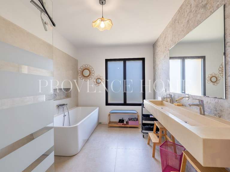 Property Cavaillon - 6 bedrooms - 350m²