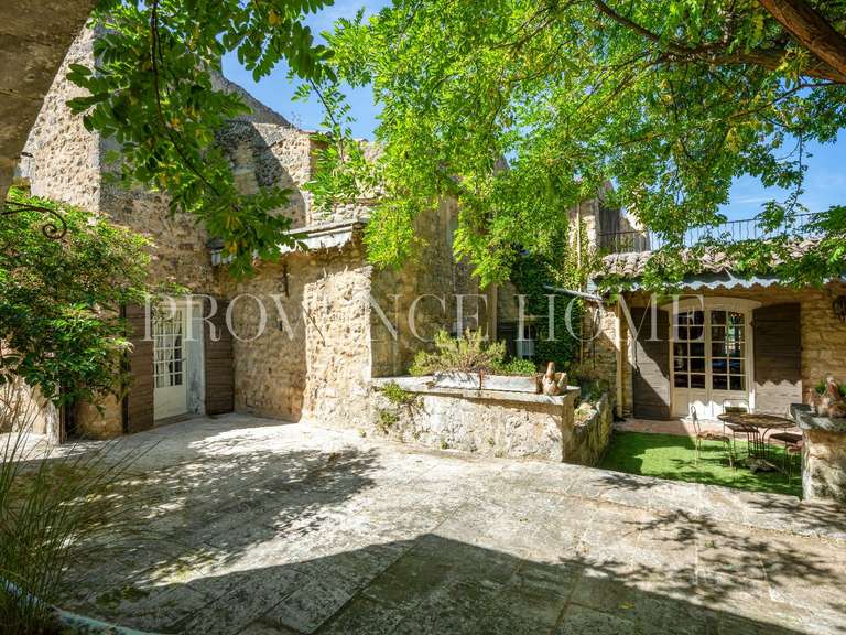 Propriété Oppède - 3 chambres - 230m²