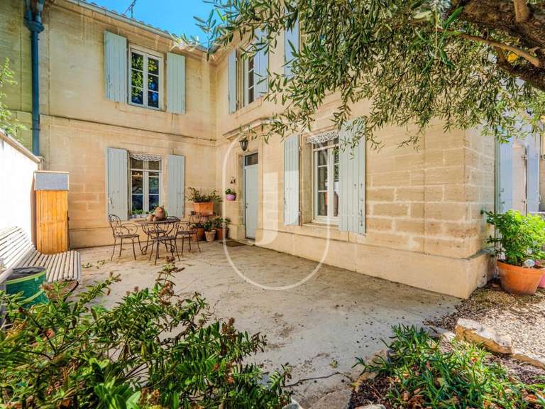 Maison Eyragues - 4 chambres - 215m²