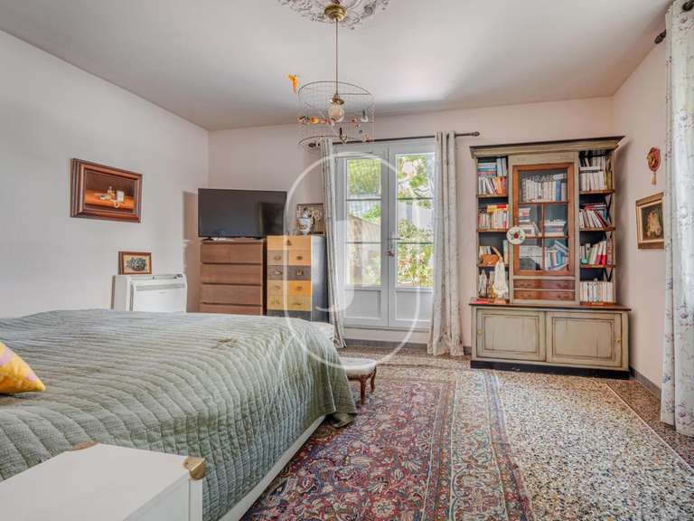 Maison Eyragues - 4 chambres - 215m²