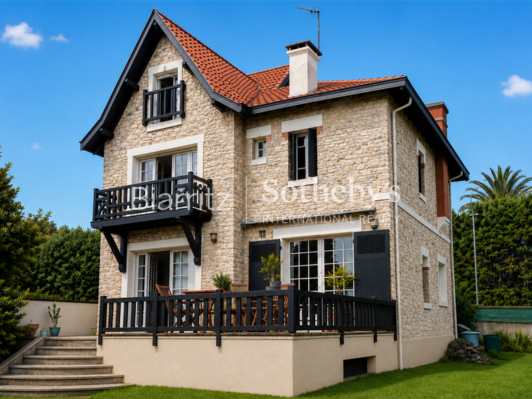 Maison Biarritz - 5 chambres - 211m²