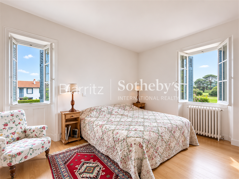 Maison Biarritz - 5 chambres - 211m²