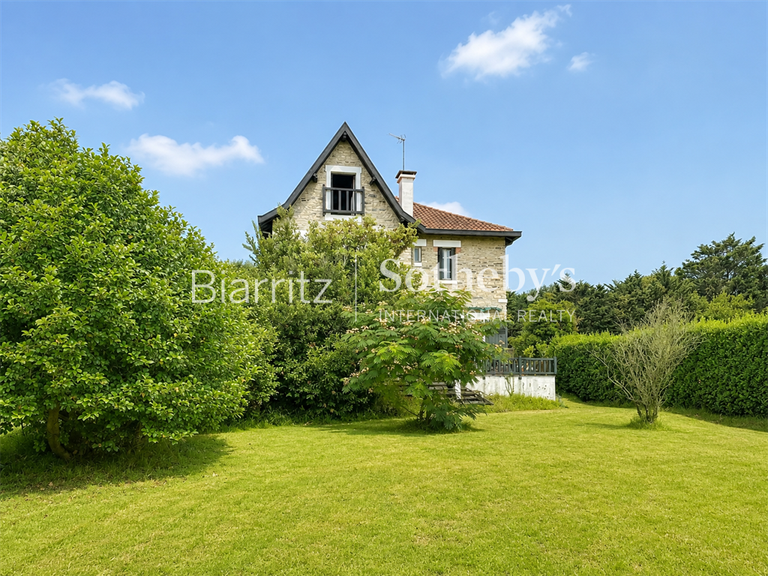 Maison Biarritz - 5 chambres - 211m²