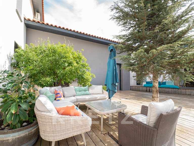 Maison Béziers - 8 chambres - 1270m²