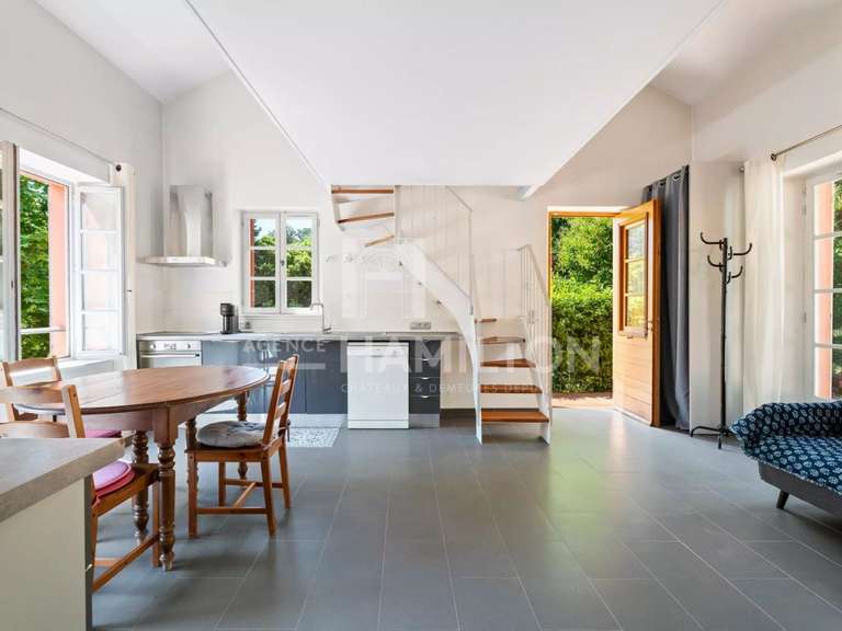 Bien atypique Biot - 9 chambres - 420m²