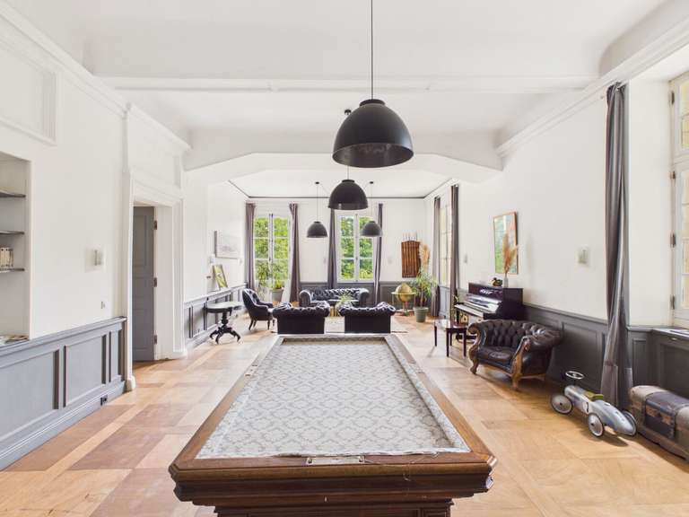 Château Pouillon - 12 chambres - 880m²