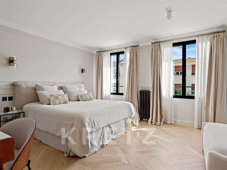 Hôtel particulier Neuilly-sur-Seine - 4 chambres - 460m²