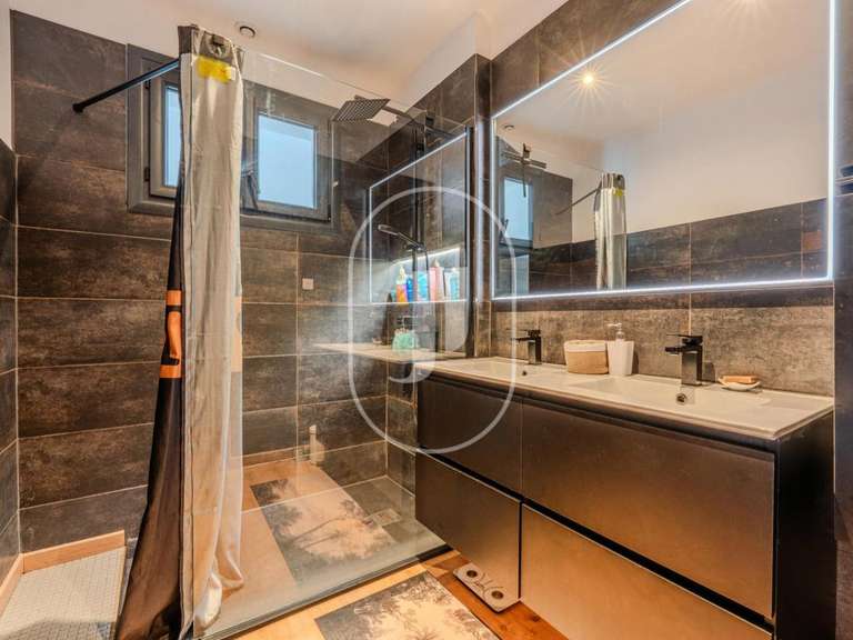 Maison Saint-Rémy-de-Provence - 4 chambres - 137m²