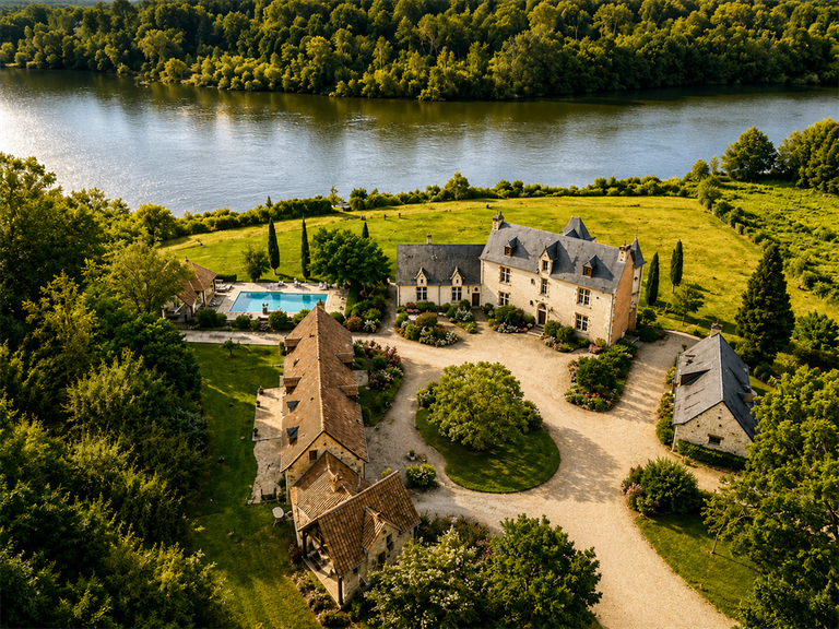 Castle Bourgueil - 1000m²