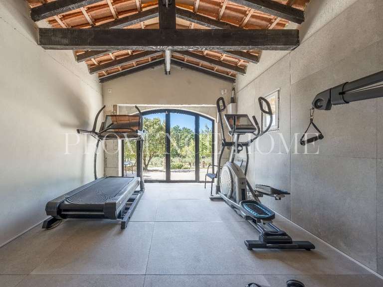 Propriété Murs - 5 chambres - 215m²