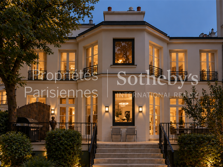 Hôtel particulier Paris 7e - 4 chambres - 320m²