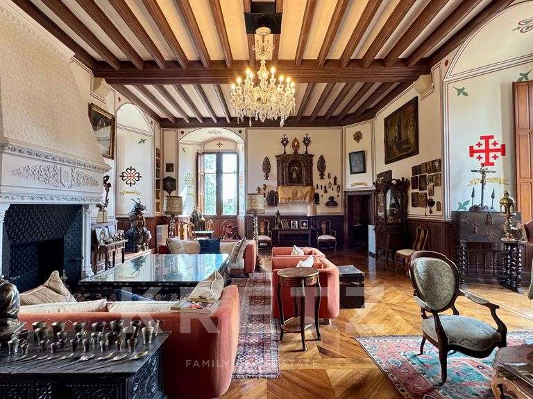 Château Châteauroux - 7 chambres - 1460m²