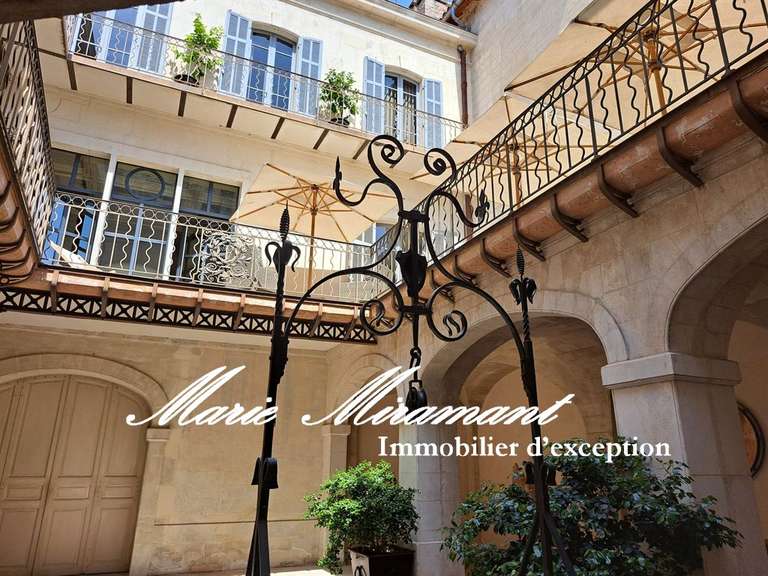 Hôtel particulier Avignon - 6 chambres - 600m²
