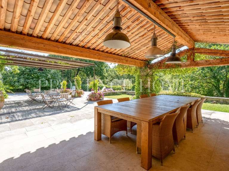 Propriété Goult - 9 chambres - 623m²