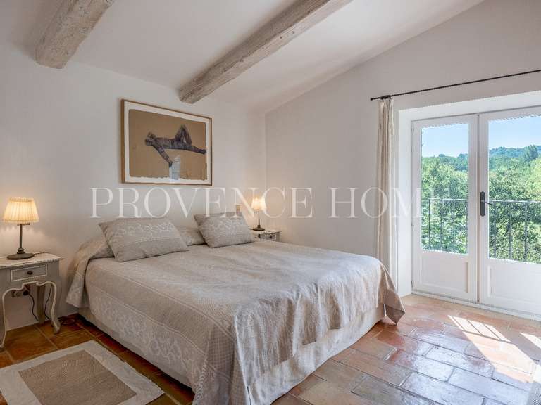 Propriété Goult - 9 chambres - 623m²