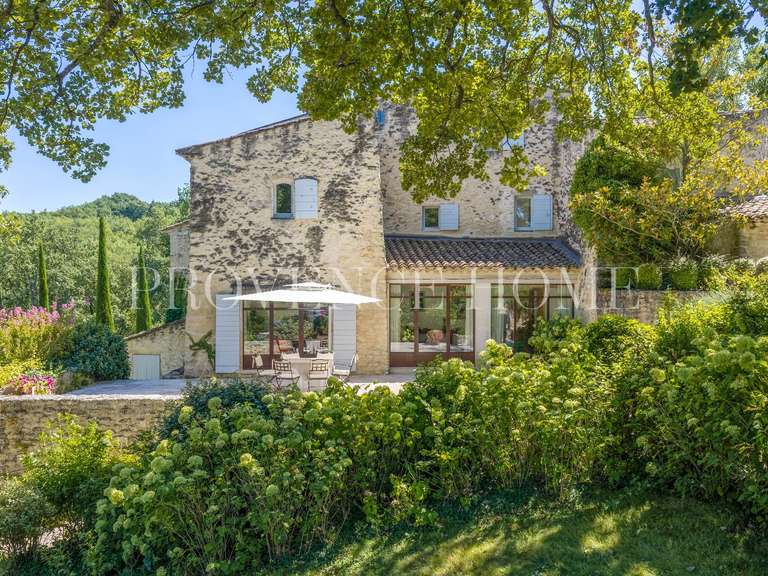 Propriété Goult - 9 chambres - 623m²