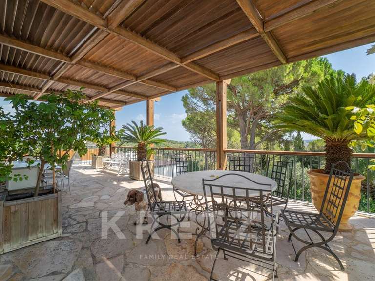 Maison Nîmes - 7 chambres - 494m²
