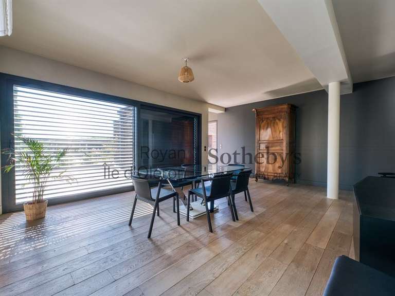 Maison Saint-Yrieix-sur-Charente - 7 chambres - 478m²