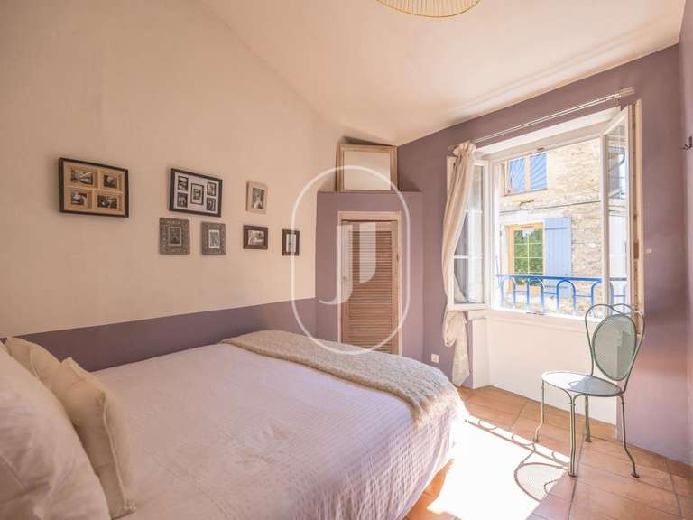 Maison Sainte-Cécile-les-Vignes - 8 chambres - 322m²